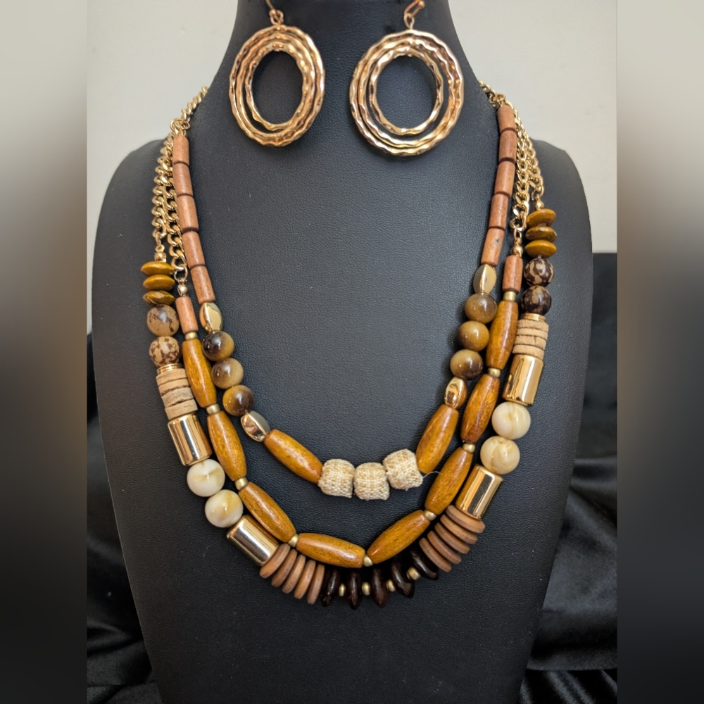 #6. Nordstroms Gold & Brown Tones Necklace And Earrings